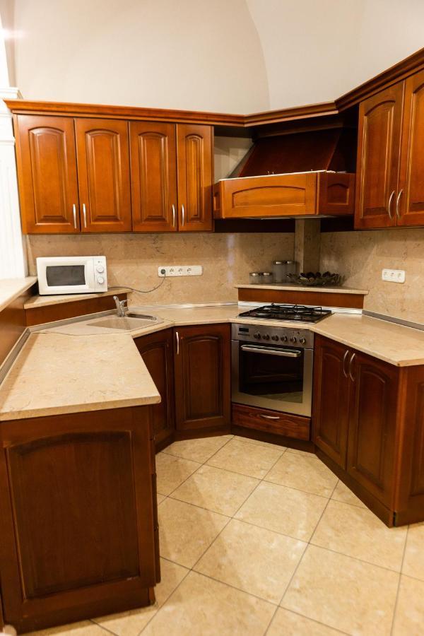 Luxury Downtown 3 Bedroom Apartment By Synagoge With Beautiful View 布达佩斯 外观 照片