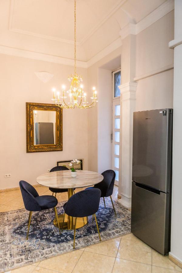 Luxury Downtown 3 Bedroom Apartment By Synagoge With Beautiful View 布达佩斯 外观 照片