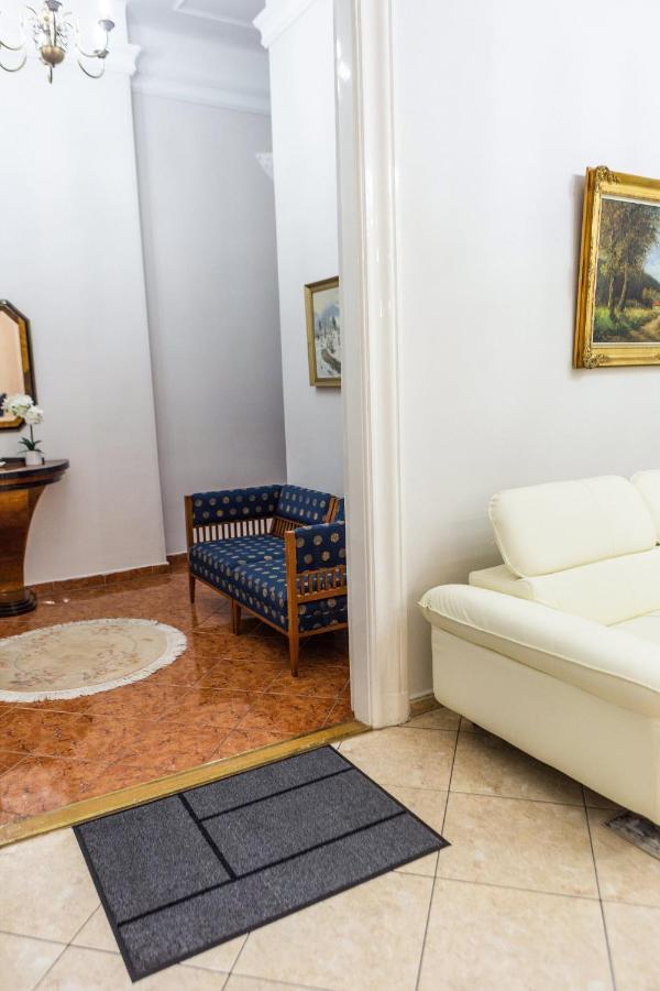 Luxury Downtown 3 Bedroom Apartment By Synagoge With Beautiful View 布达佩斯 外观 照片
