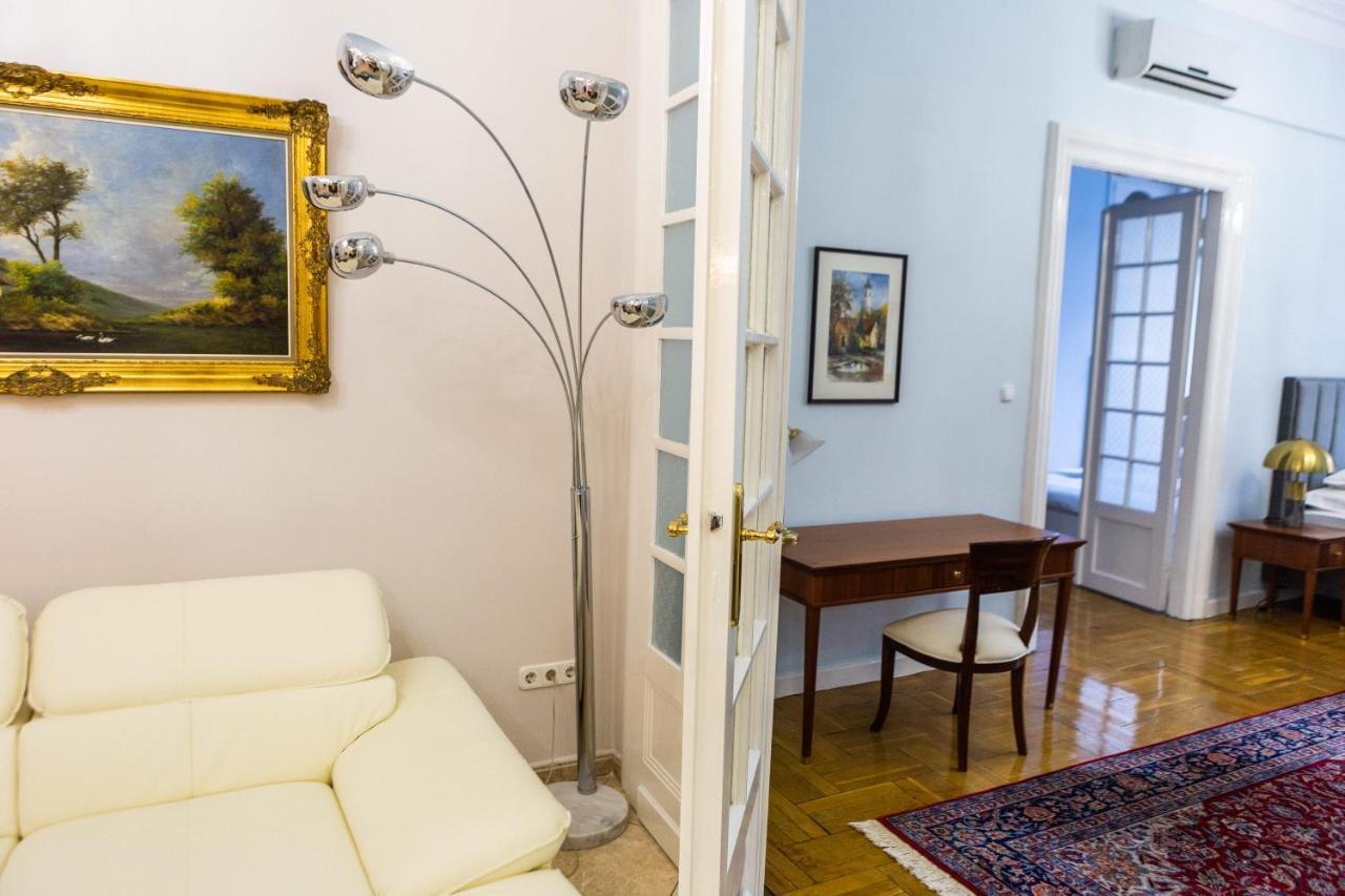 Luxury Downtown 3 Bedroom Apartment By Synagoge With Beautiful View 布达佩斯 外观 照片